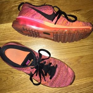 Nike flyknit sneakers